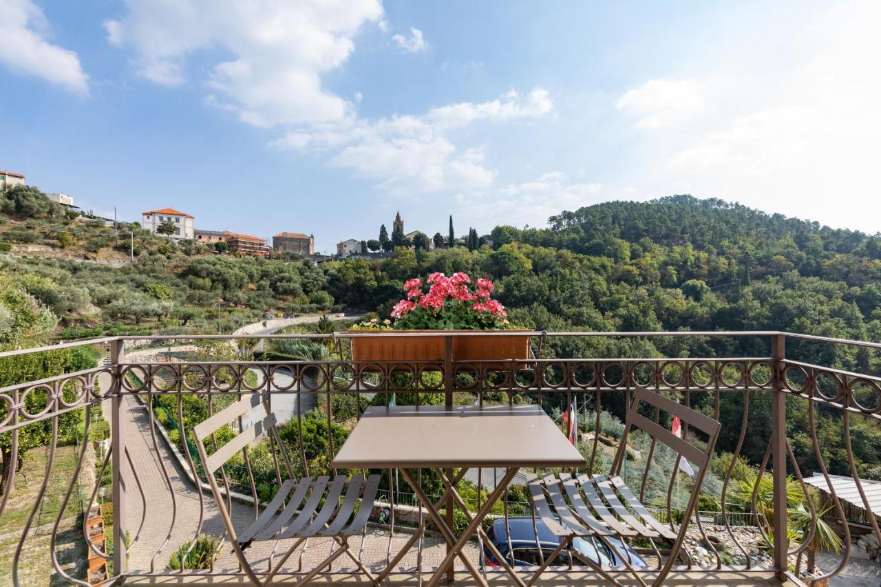 Residence Villa Il Casale - Appartamenti Wellness E Piscina Riscaldata Tovo San Giacomo Bagian luar foto
