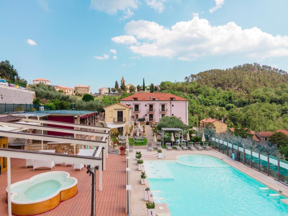 Residence Villa Il Casale - Appartamenti Wellness E Piscina Riscaldata Tovo San Giacomo Bagian luar foto