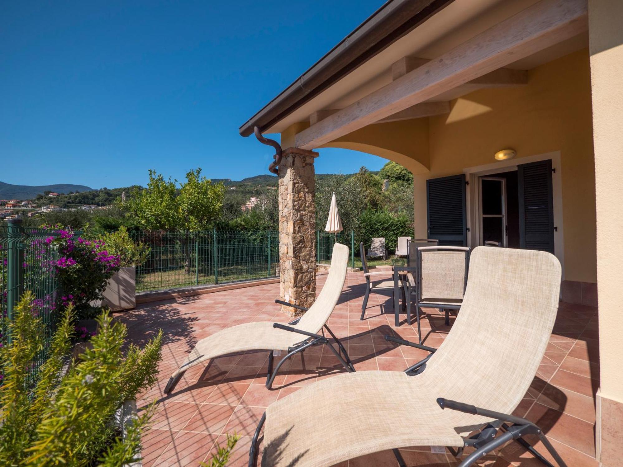 Residence Villa Il Casale - Appartamenti Wellness E Piscina Riscaldata Tovo San Giacomo Bagian luar foto